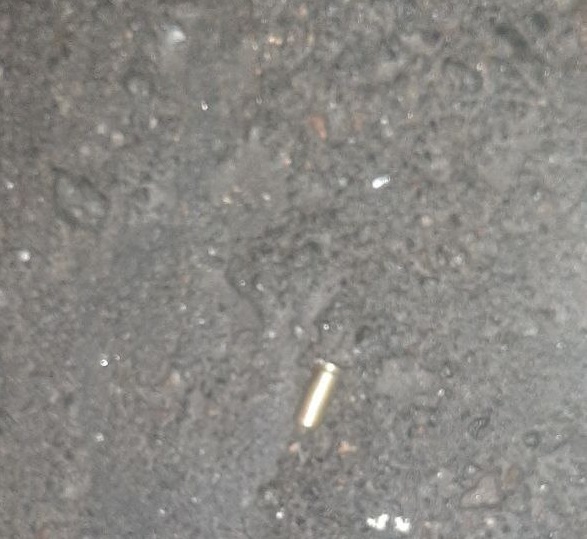 В Одессе на остановке мужчина открыл стрельбу: есть пострадавшие.