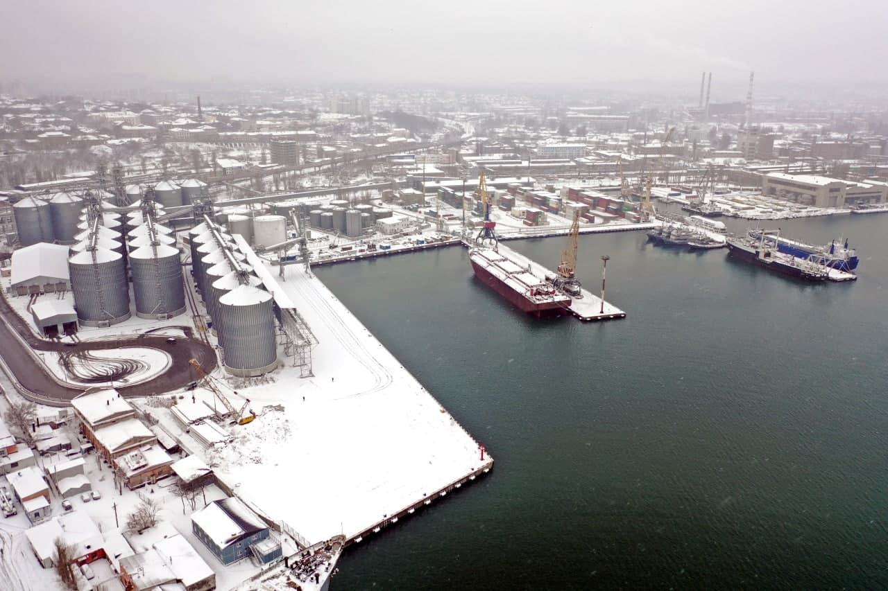 Сказочные пейзажи: смотри, как выглядит заснеженная Одесса. Фото: Администрация Одесского морского порта