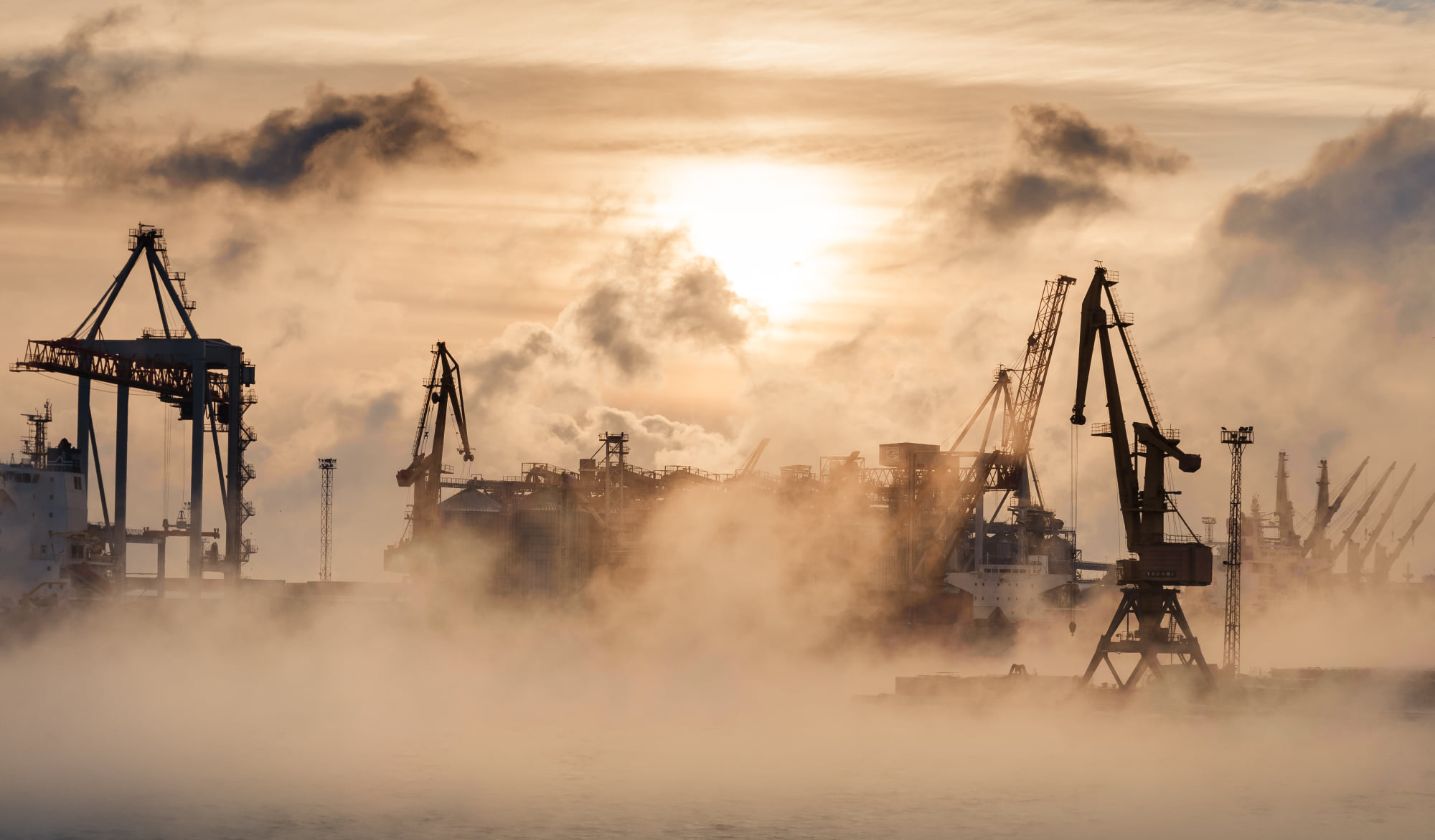 Запомнишь надолго: смотри лучшие кадры "парящего" моря в Одессе. Фото: Андрей Даниленко