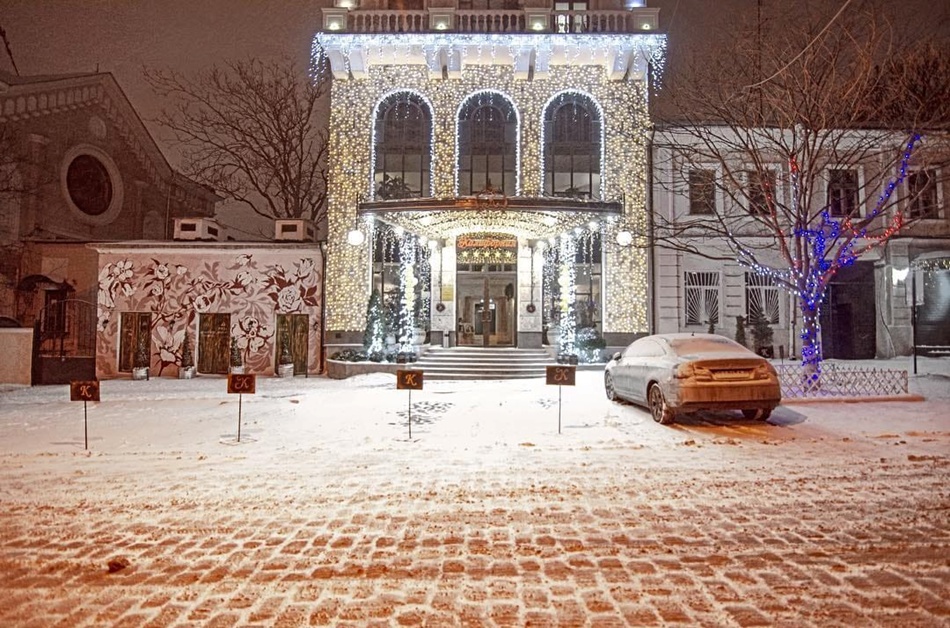 Отель отказался обслуживать китайцев. Фото: facebook.com/pg/hotel.california.od