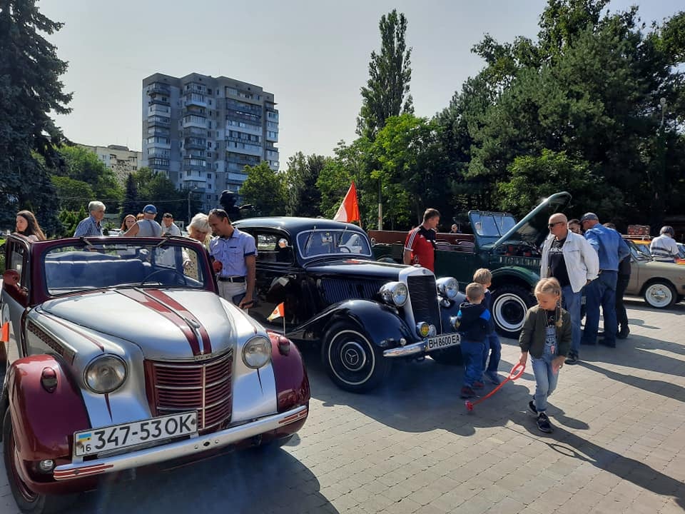 Выставка ретро-автомобилей в Одессе в 2020 году
