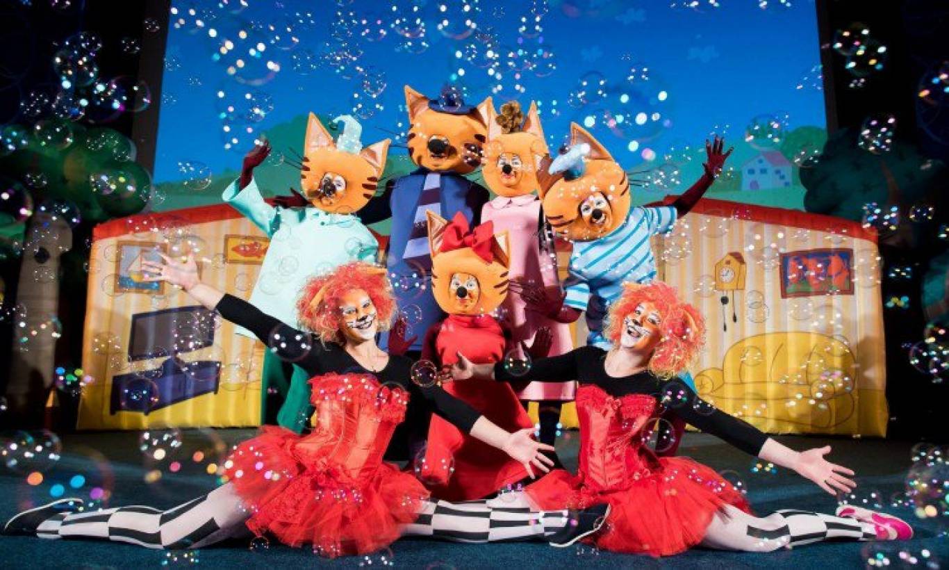 Шоу "Три Кота встречают Новый год"