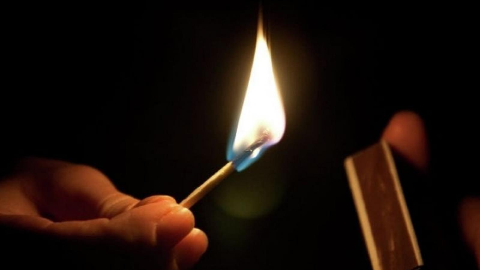 Жаркая ночь: в Одессе подожгли машину и квартиру в жилом доме. Фото: Служба чрезвычайных ситуаций