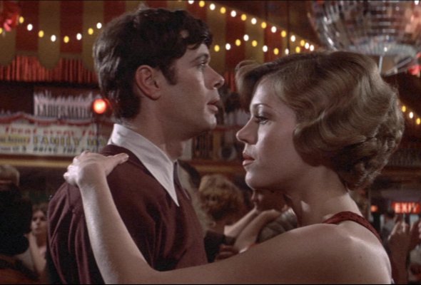 Кадр из фильма Сидни Поллака "Загнанных лошадей пристреливают, не правда ли?"