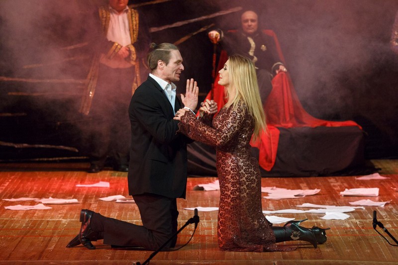 Спектакль "Мастер и Маргарита"