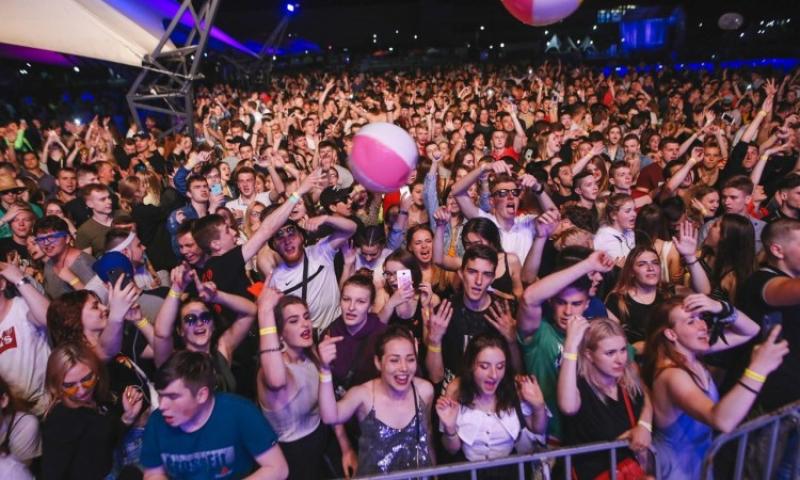 Вечеринка Kids Of 90's. Фото: pinterest