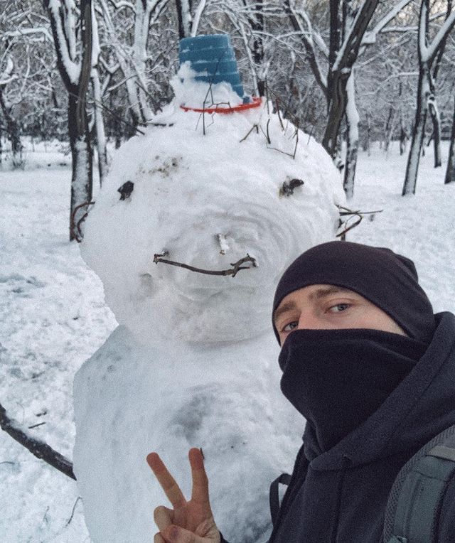 Пока погода позволяет: полюбуйся одесскими снеговиками. Фото: instagram.com/mad8ball