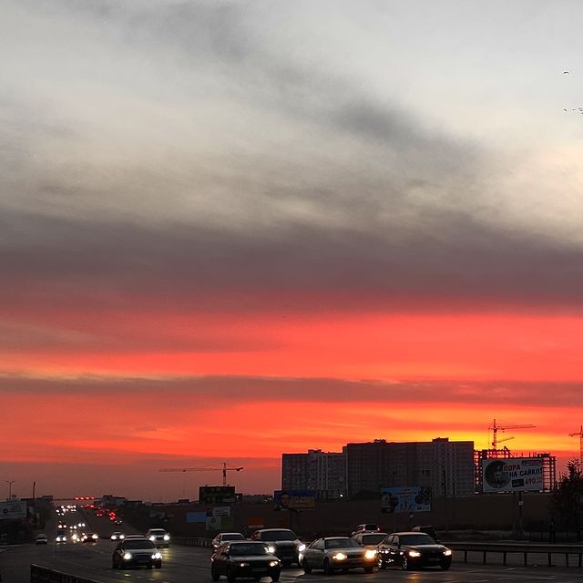 Холодный ноябрь: полюбуйся закатами и рассветами в Одессе. Фото: instagram.com/ztsv.v