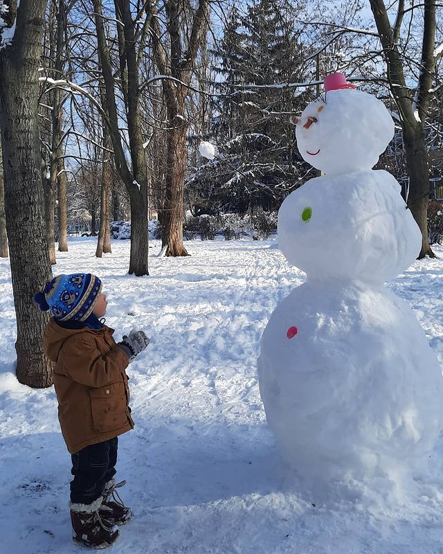 Пока погода позволяет: полюбуйся одесскими снеговиками. Фото: instagram.com/veronikasnigurova