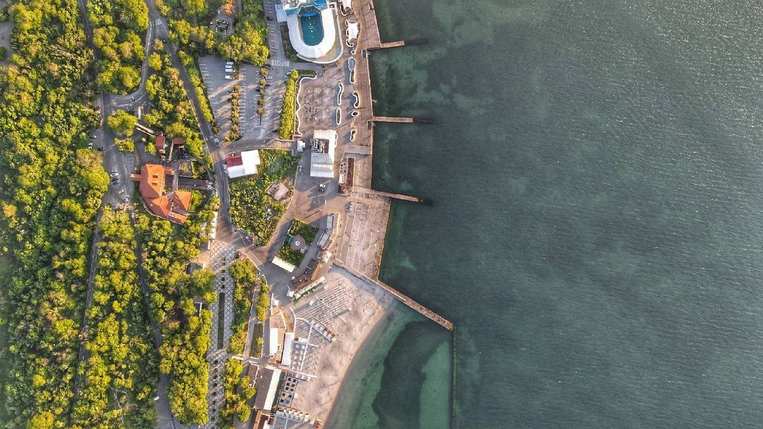 Как выглядит рассвет в порту и на "Ланжероне" с высоты. Фото: instagram.com/_partyzan_