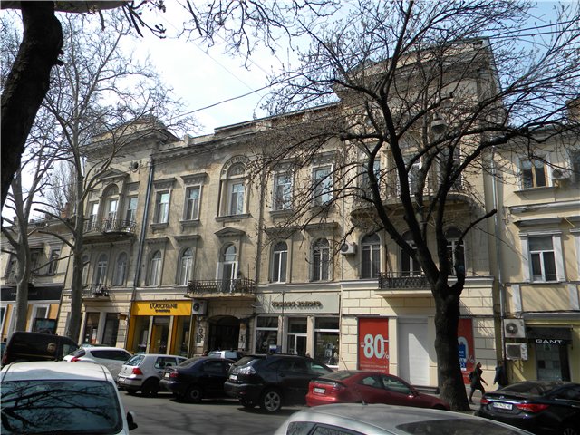 Доходный дом Распопова на улице Екатерининской, 18 в Одессе.