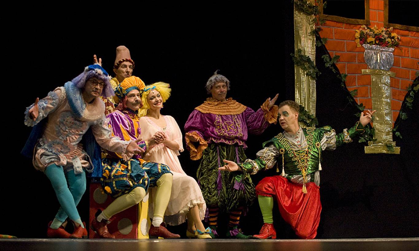 Фото: Театр Маски-шоу