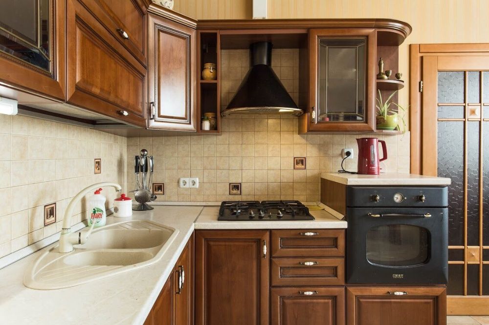 Двухэтажный дом на 9-й станции Фонтана