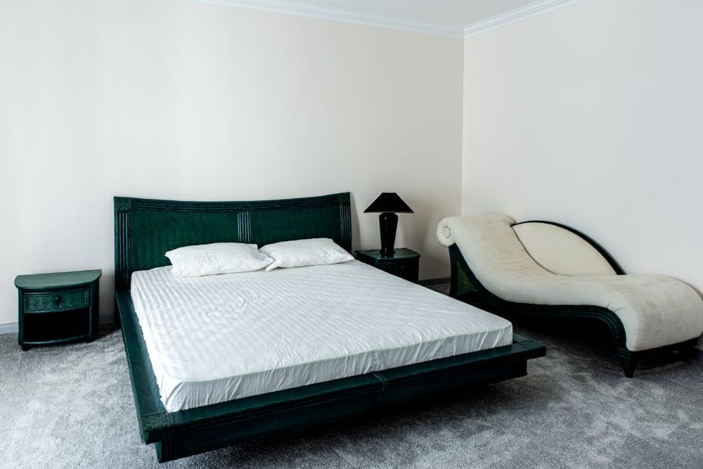 Вилла с бассейном и джакузи