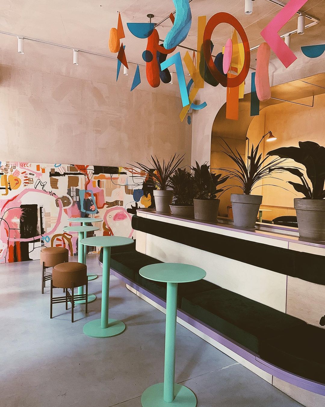 Возьми четвероногих друзей с собой: 10 pet-friendly заведений в Одессе. Make My Cake Odessa