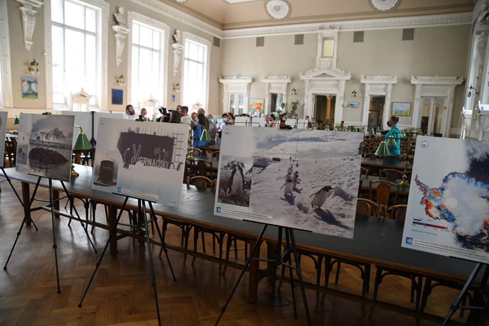 Выставка Национального антарктичкого научного центра