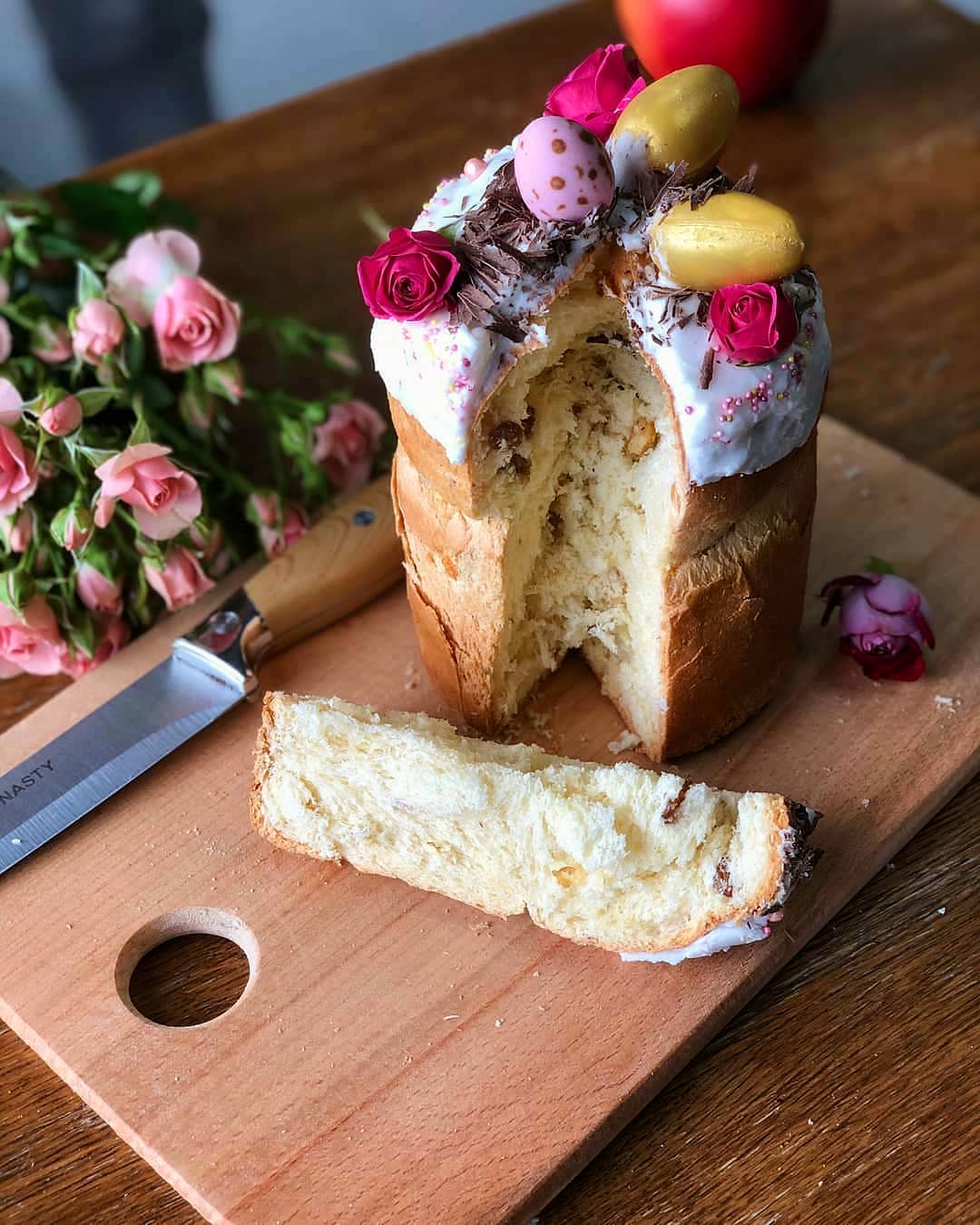 Глаза разбегаются: какие необычные паски можно купить в Одессе. Фото: instagram.com/odessa.tort