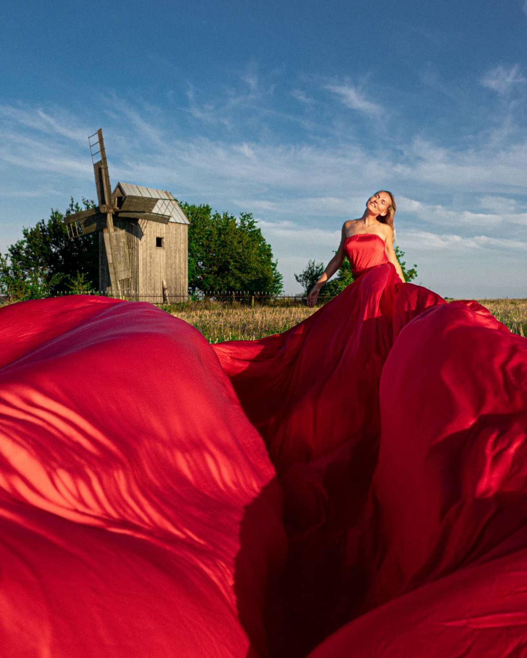 Деревянная мельница в селе Будеи. Фото: instagram.com/peoples_by_vlad