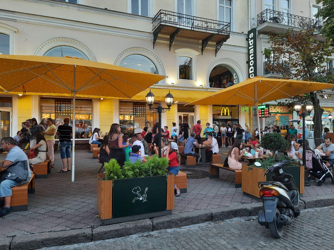 Фастфуд McDonalds