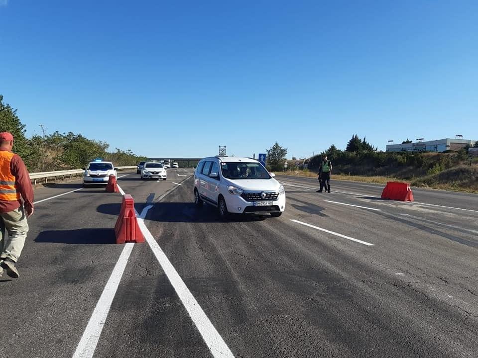 Дорожная разметка на Хаджибеевском мосту 29 августа. Фото: Одесса как она есть