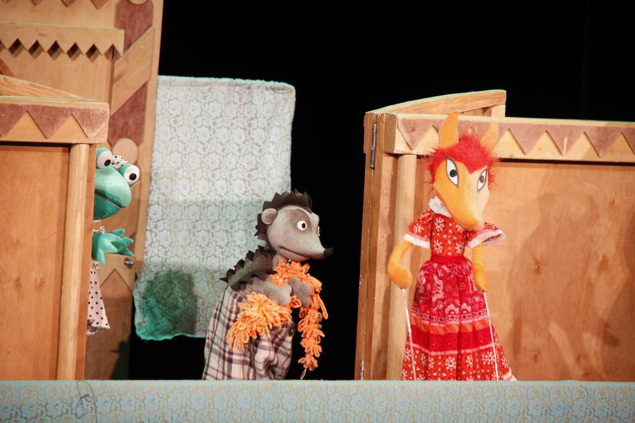 Спектакль "Теремок". Фото: Одесский академический театр кукол