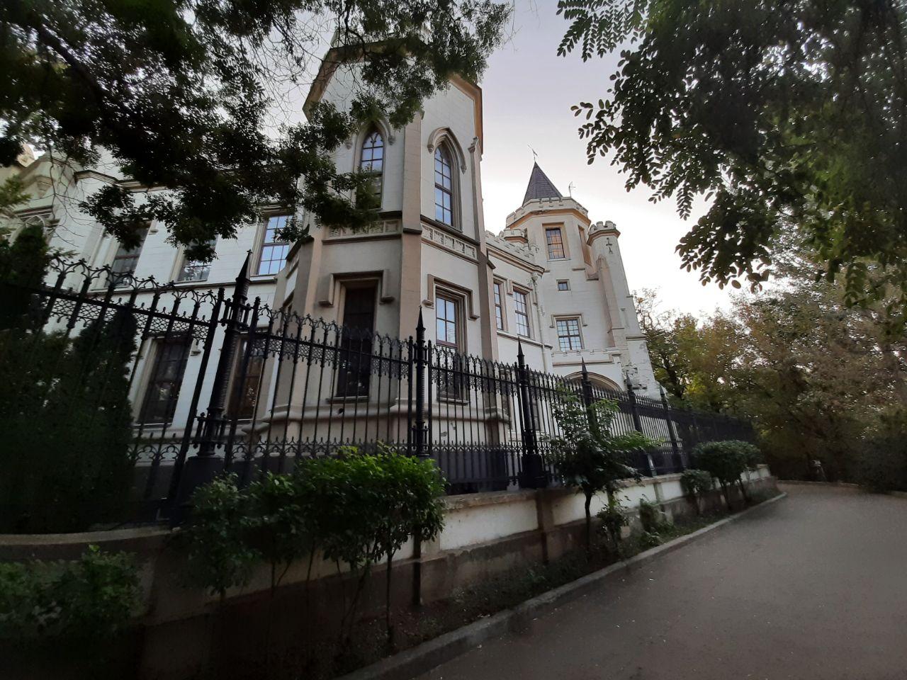 Шахский дворец, 2020-й год. Фото Марины Повертайло