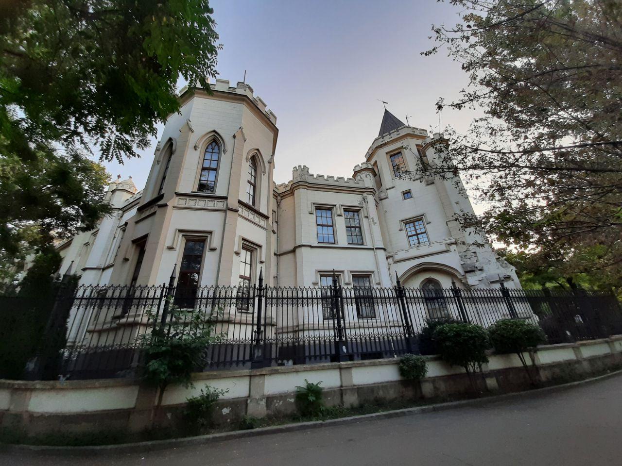 Шахский дворец, 2020-й год. Фото Марины Повертайло