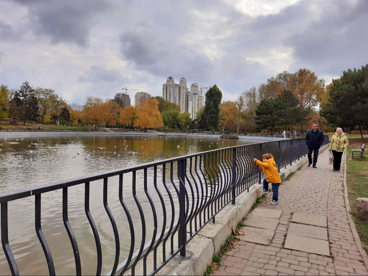 Осень в парке Победы Одессы: фоторепортаж с самых красивых мест города. Фото автора