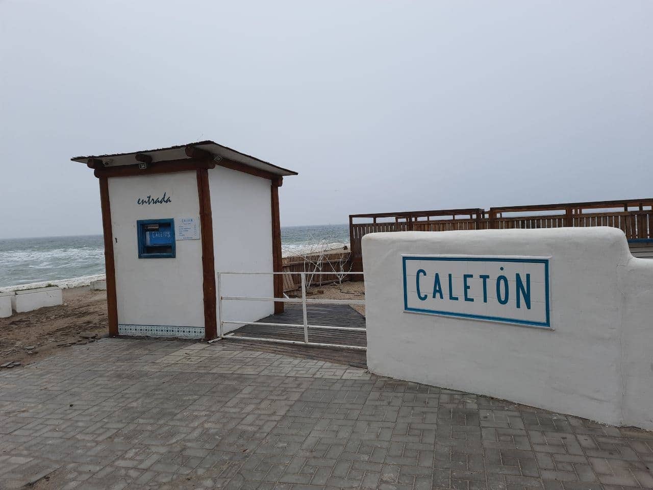 На "Дельфине" восстанавливают пляж: что готовят для одесситов. Фото Марины Повертайло