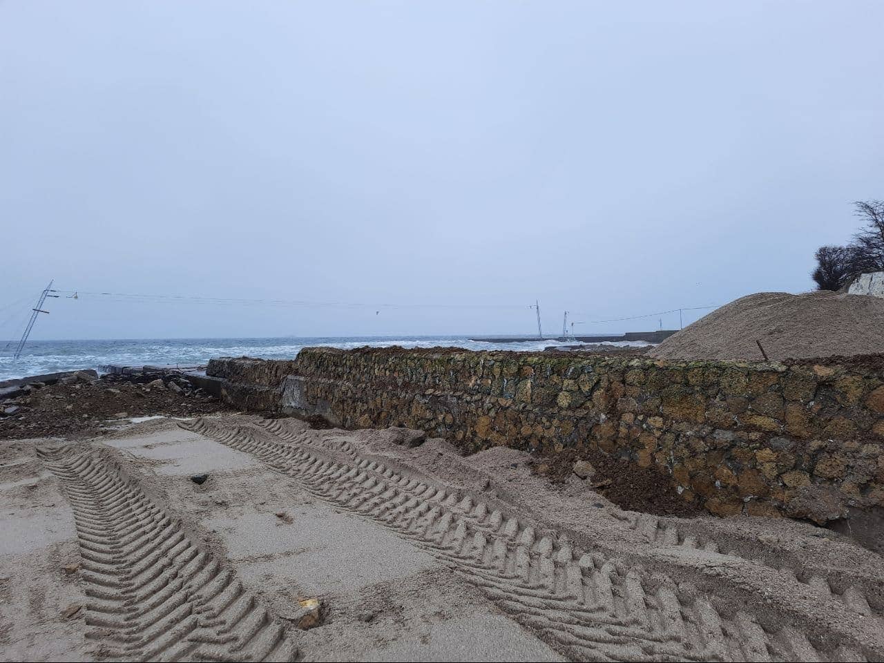 На "Дельфине" восстанавливают пляж: что готовят для одесситов. Фото Марины Повертайло