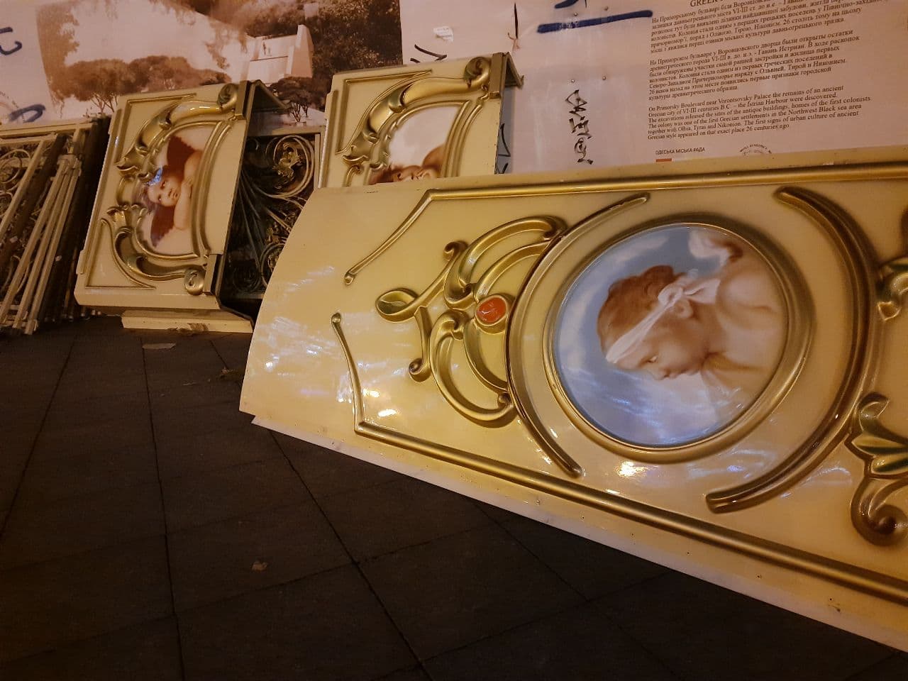 Установка елок, карусель и праздничная подсветка: в Одессе начали подготовку к Новому году