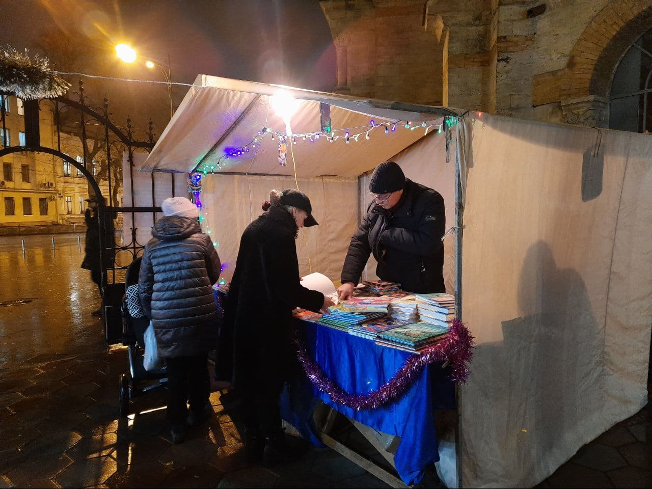 Ярмарка возле Кирхи