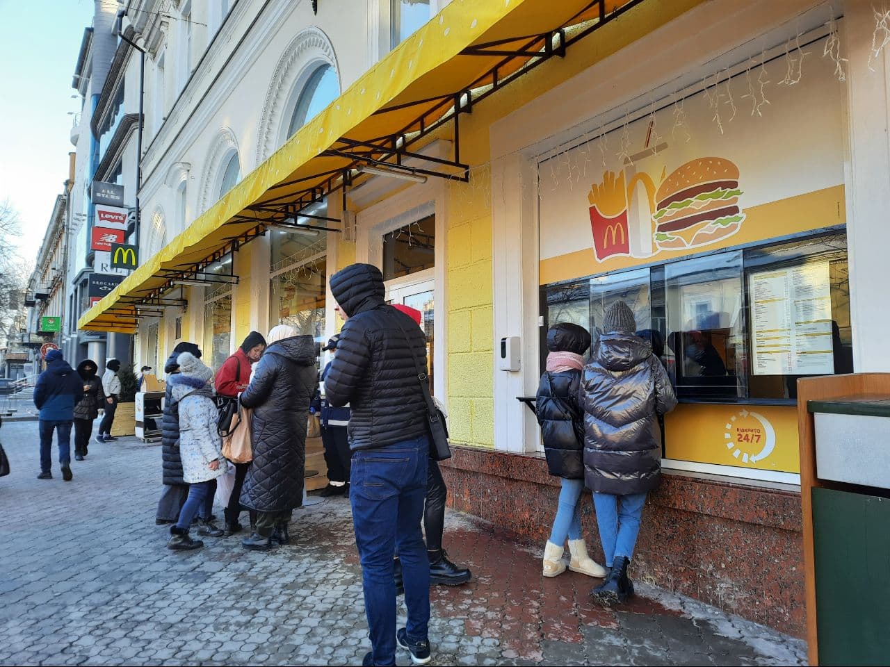 Заснеженные пляжи и лютый мороз: как выглядит Одесса в январе 2021 года. Фото Марины Повертайло