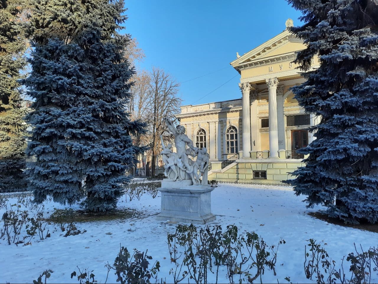 Заснеженные пляжи и лютый мороз: как выглядит Одесса в январе 2021 года. Фото Марины Повертайло