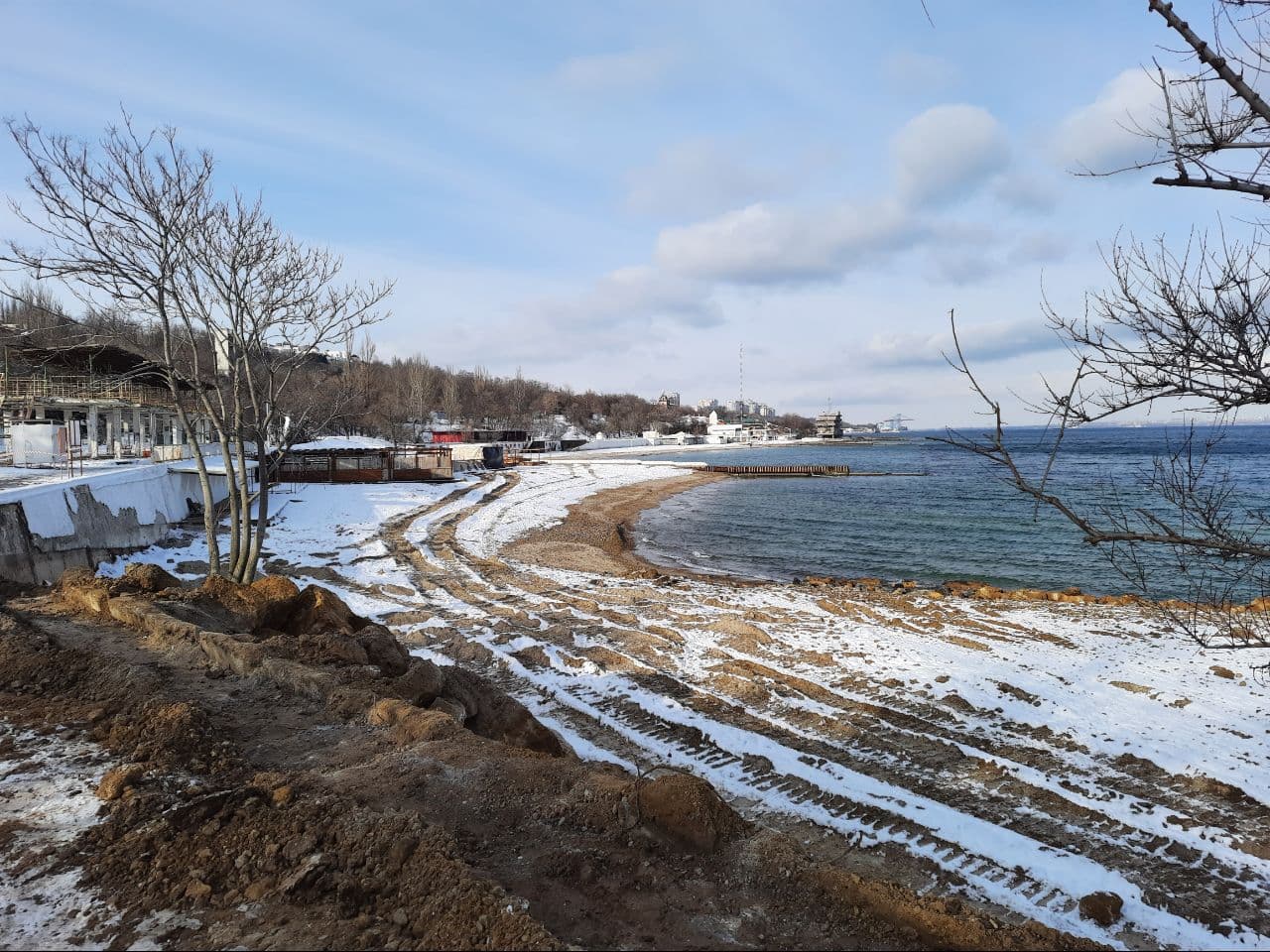 Заснеженные пляжи и лютый мороз: как выглядит Одесса в январе 2021 года. Фото Марины Повертайло