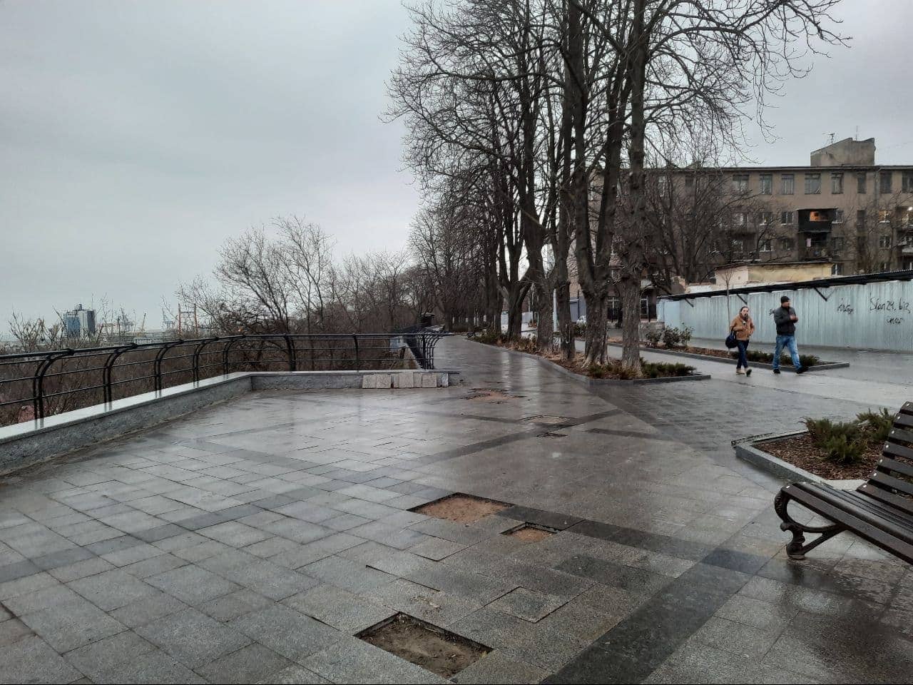 В Одессе снова ремонтирую бульвар Жванецкого: на него потратили 77 миллионов. Фото Марины Повертайло