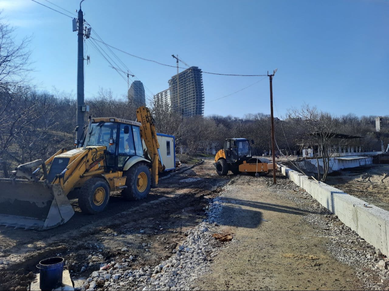На "Дельфине" восстановили смытую морем береговую линию. Фото Марины Повертайло