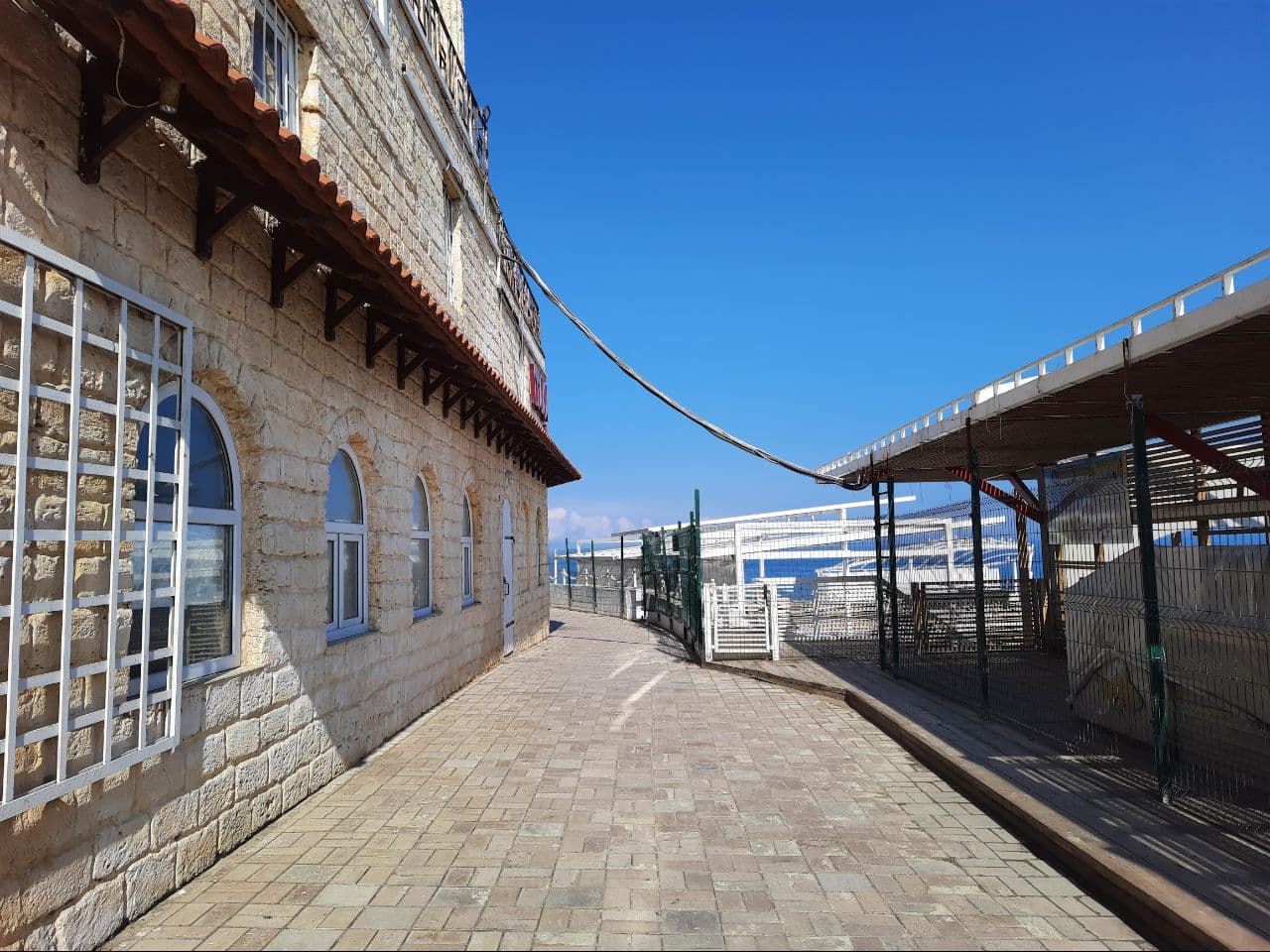 Как выглядят пляжи Одессы в марте 2021 года. Фото Марины Повертайло