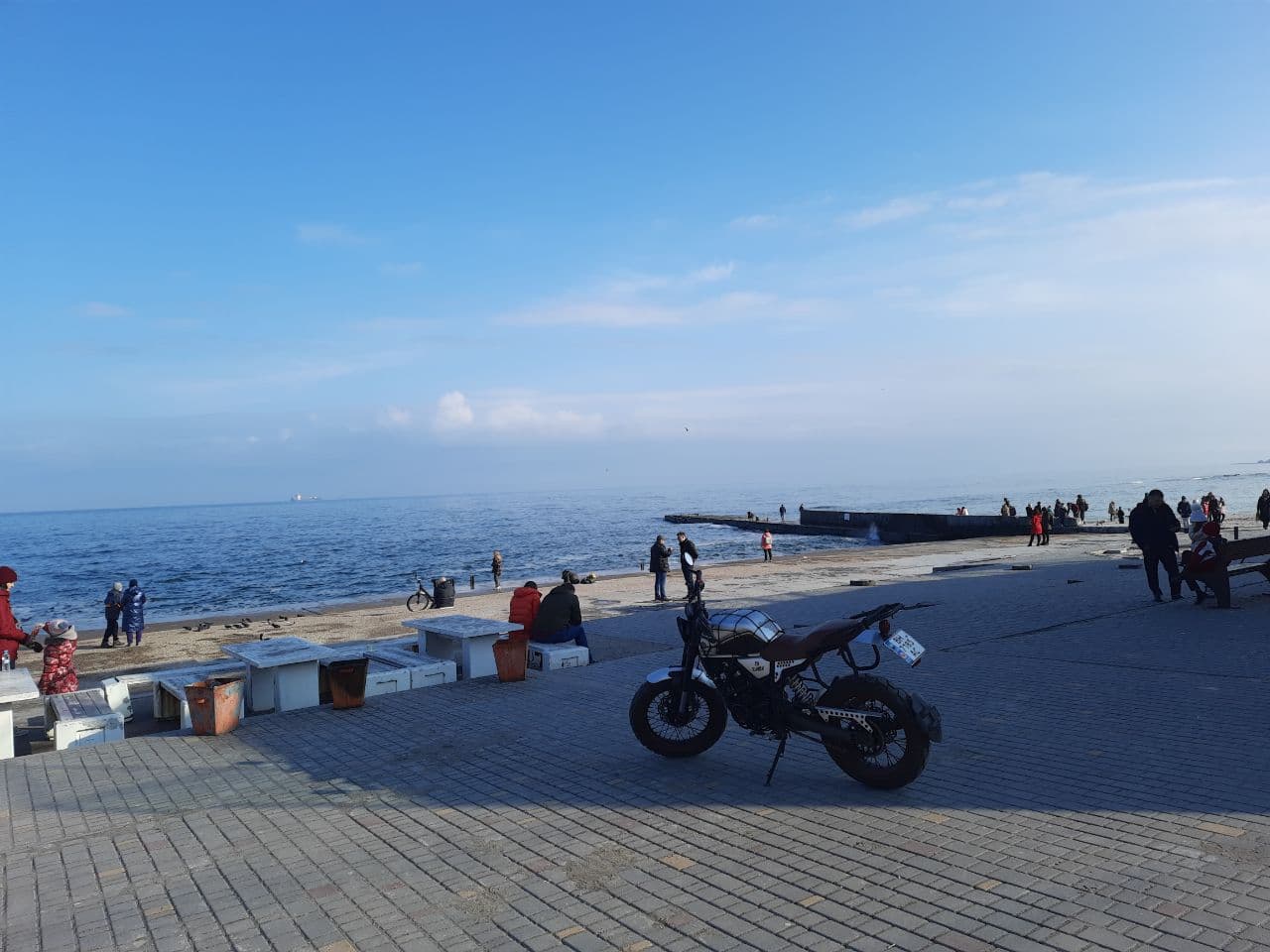 Как выглядят пляжи Одессы в марте 2021 года. Фото Марины Повертайло