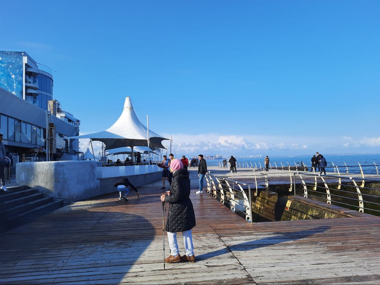 Как выглядят пляжи Одессы в марте 2021 года. Фото Марины Повертайло