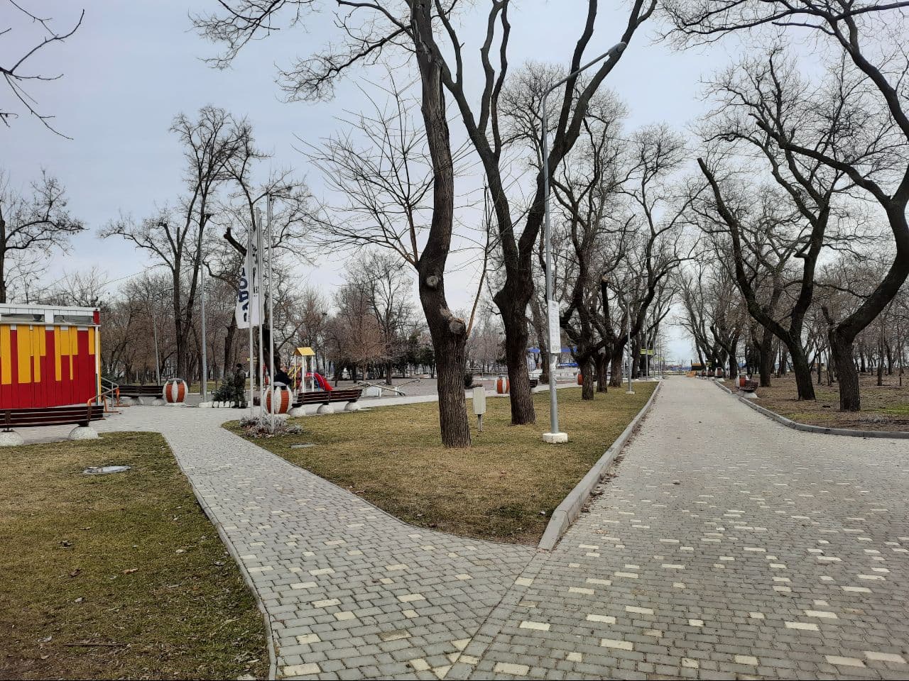 Как выглядит одесский парк Победы в марте 2021 года. Фото Марины Повертайло