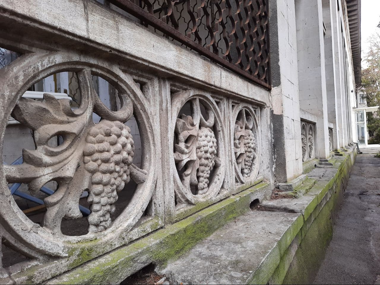 Последний уголок старой Аркадии: как выглядит санаторий "Молдова". Фото Марины Повертайло