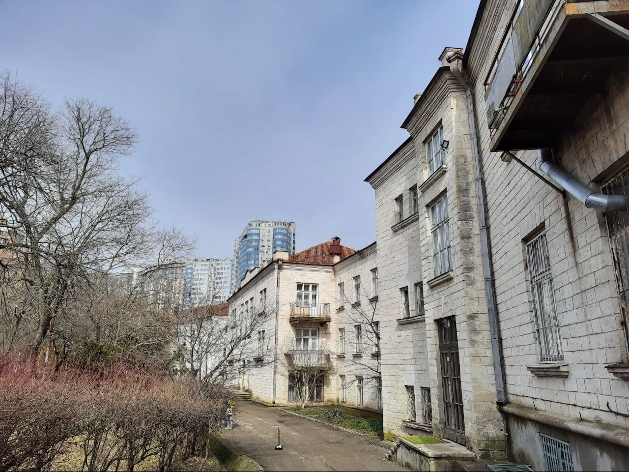 Последний уголок старой Аркадии: как выглядит санаторий "Молдова". Фото Марины Повертайло