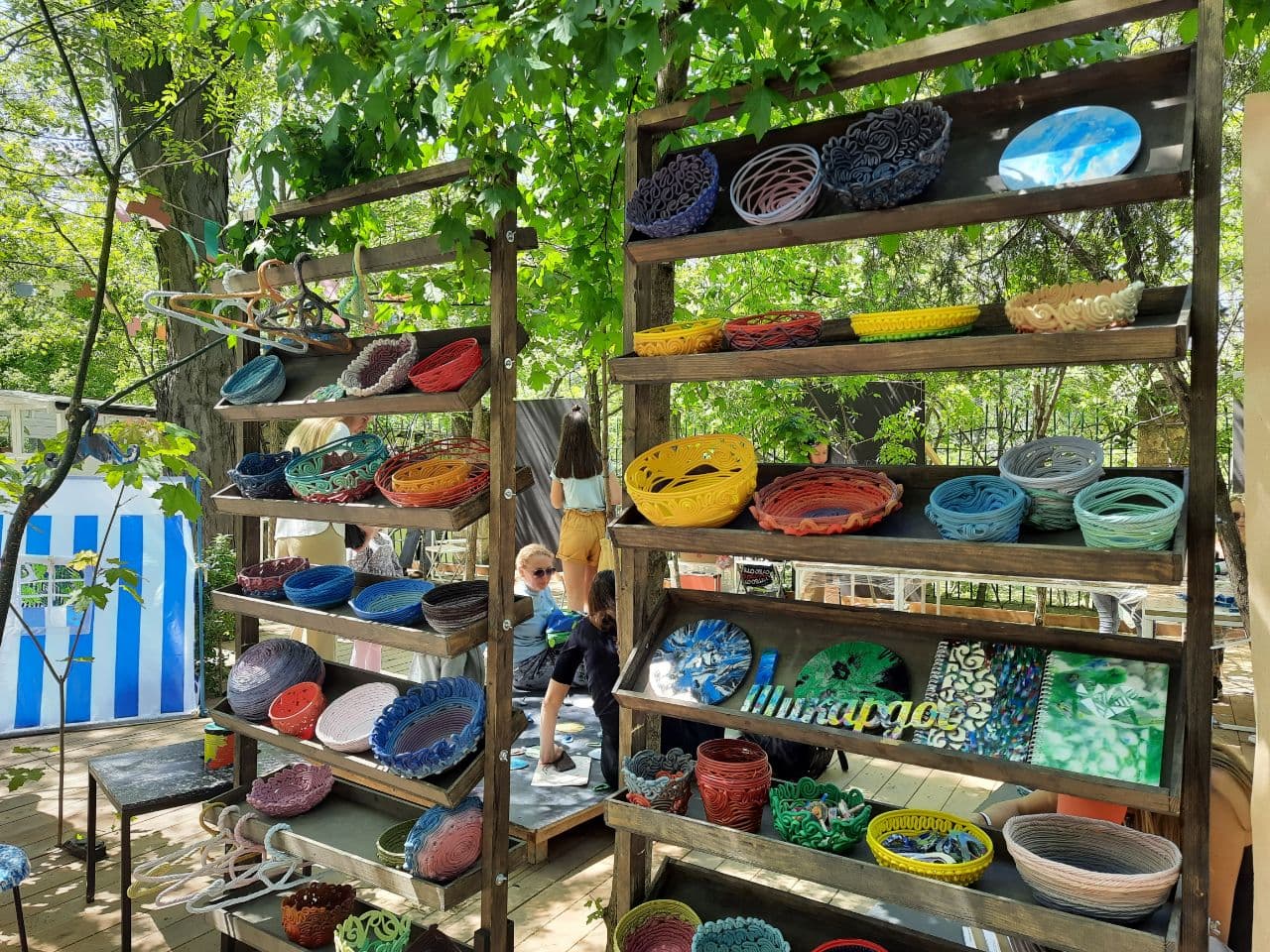 Первый Playstation и Арчери таг: в Зеленом театре проходит фестиваль игр. Фото автора