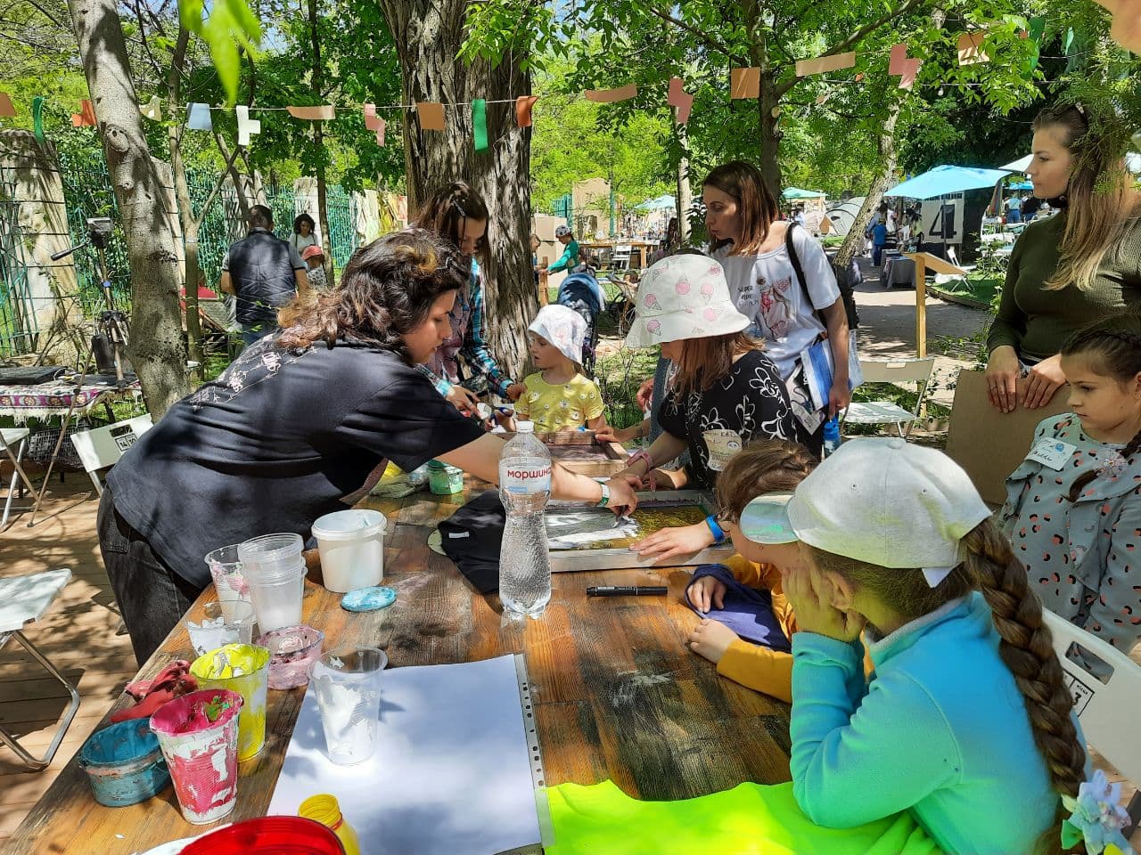 Большой детский день в Зеленом театре. Фото Марины Повертайло
