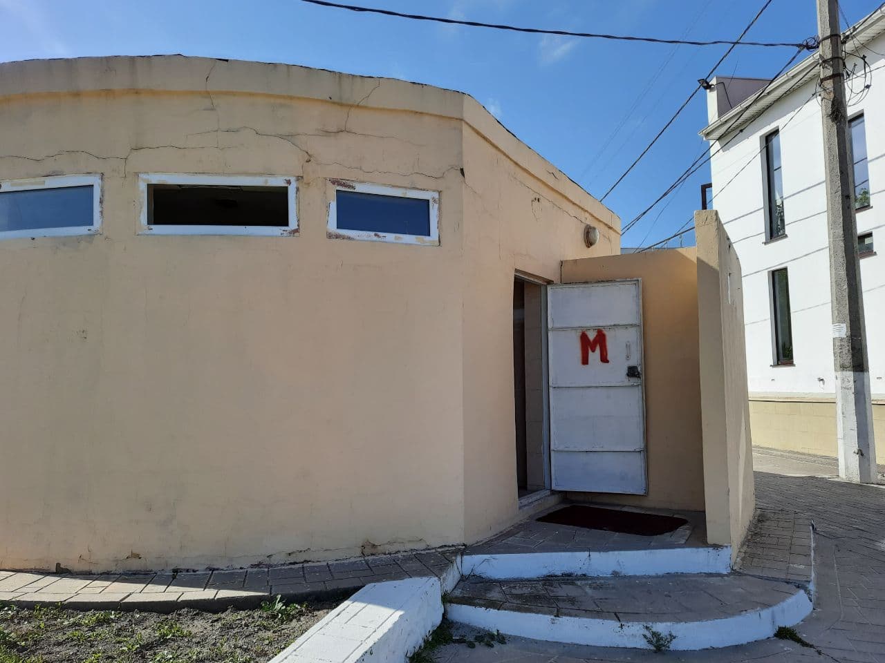 От "Ланжерона" до "Аркадии": как одесские пляжи готовятся к лету. Фото Марины Повертайло