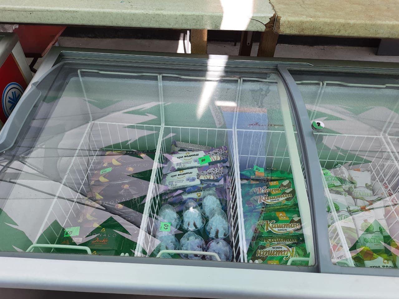 От "Ланжерона" до "Аркадии": как одесские пляжи готовятся к лету. Фото Марины Повертайло