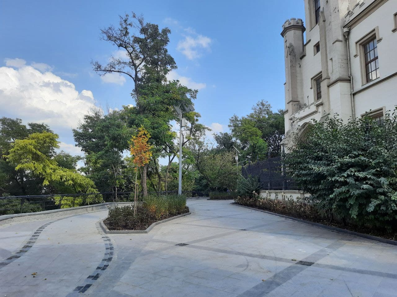 Реконструкция за 142 миллиона: в Одессе открыли еще одну часть бульвара Жванецкого. Фото Марины Повертайло