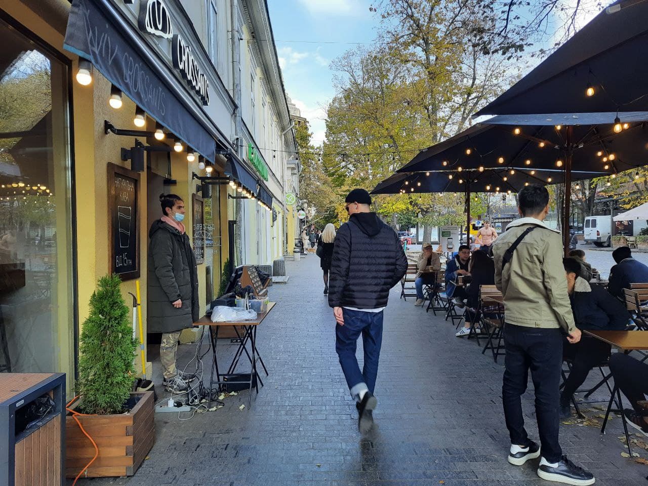 "Львовские круассаны" на улице Дерибасовской. Фото Марины Повертайло