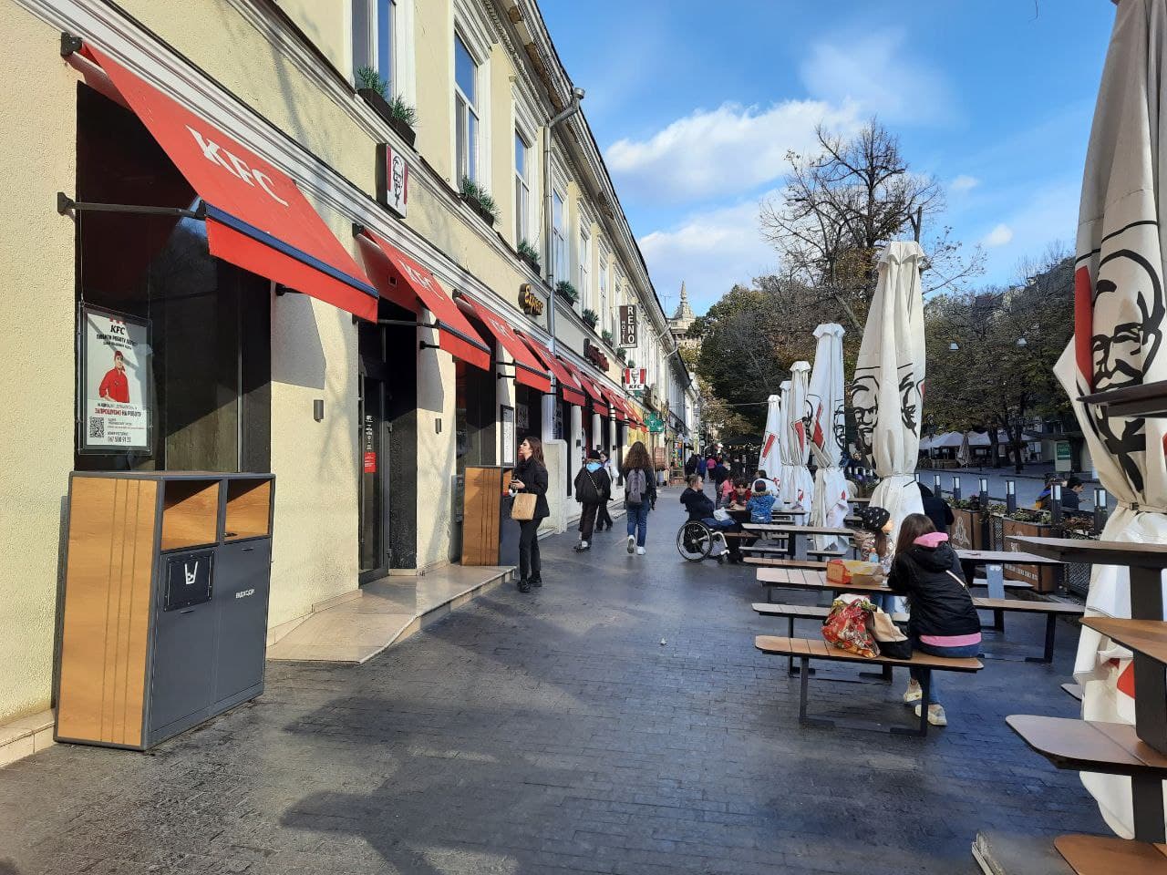 KFC на улице Дерибасовской. Фото Марины Повертайло